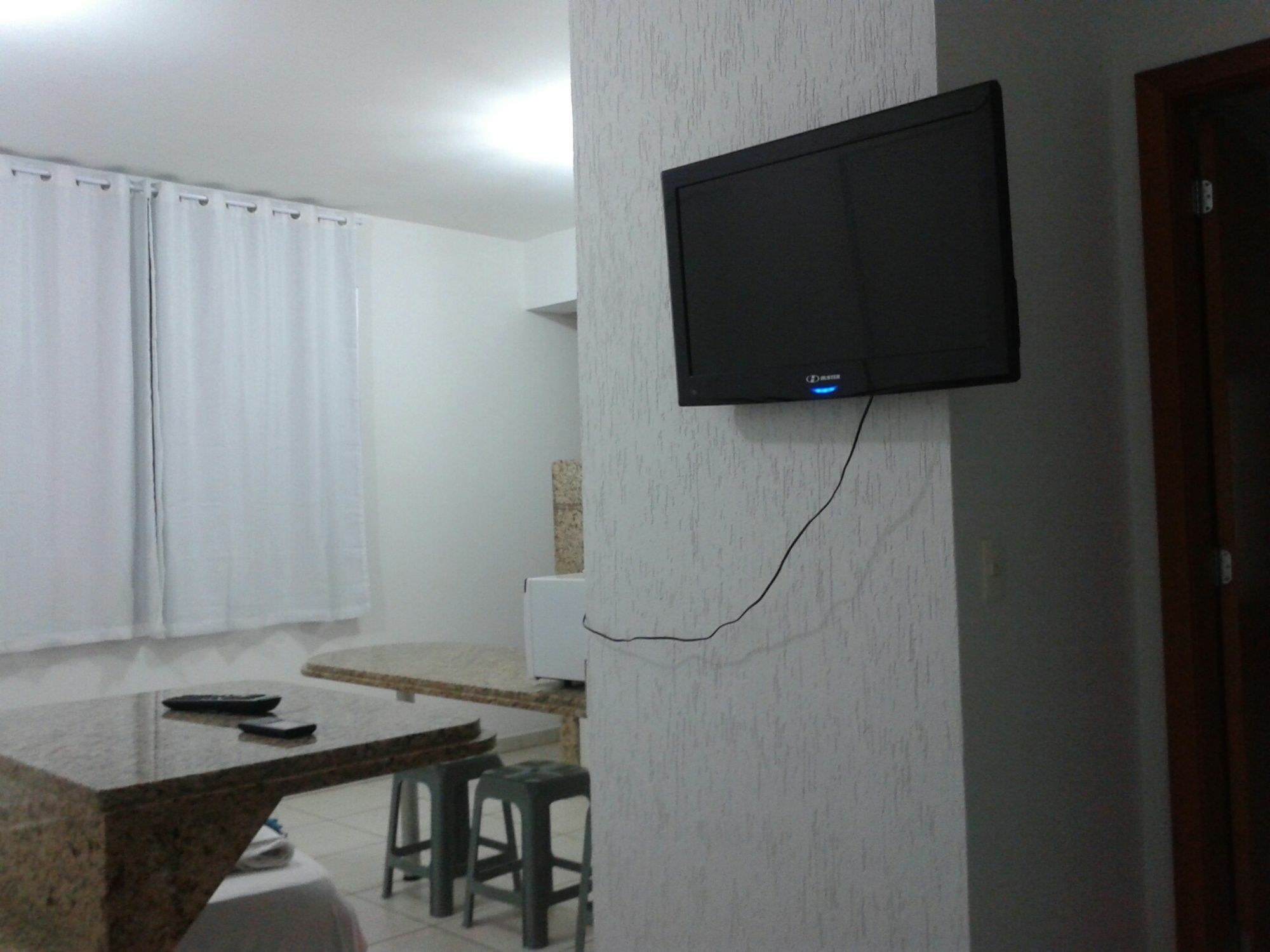 Flats Service Bueno Apartment *